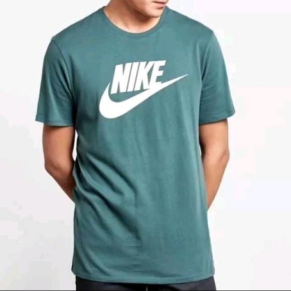 the nike tee athletic cut men's
